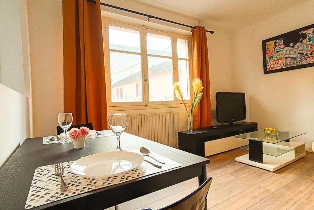 Foucault - Appartements - Au Coeur De Lourdes Exterior foto